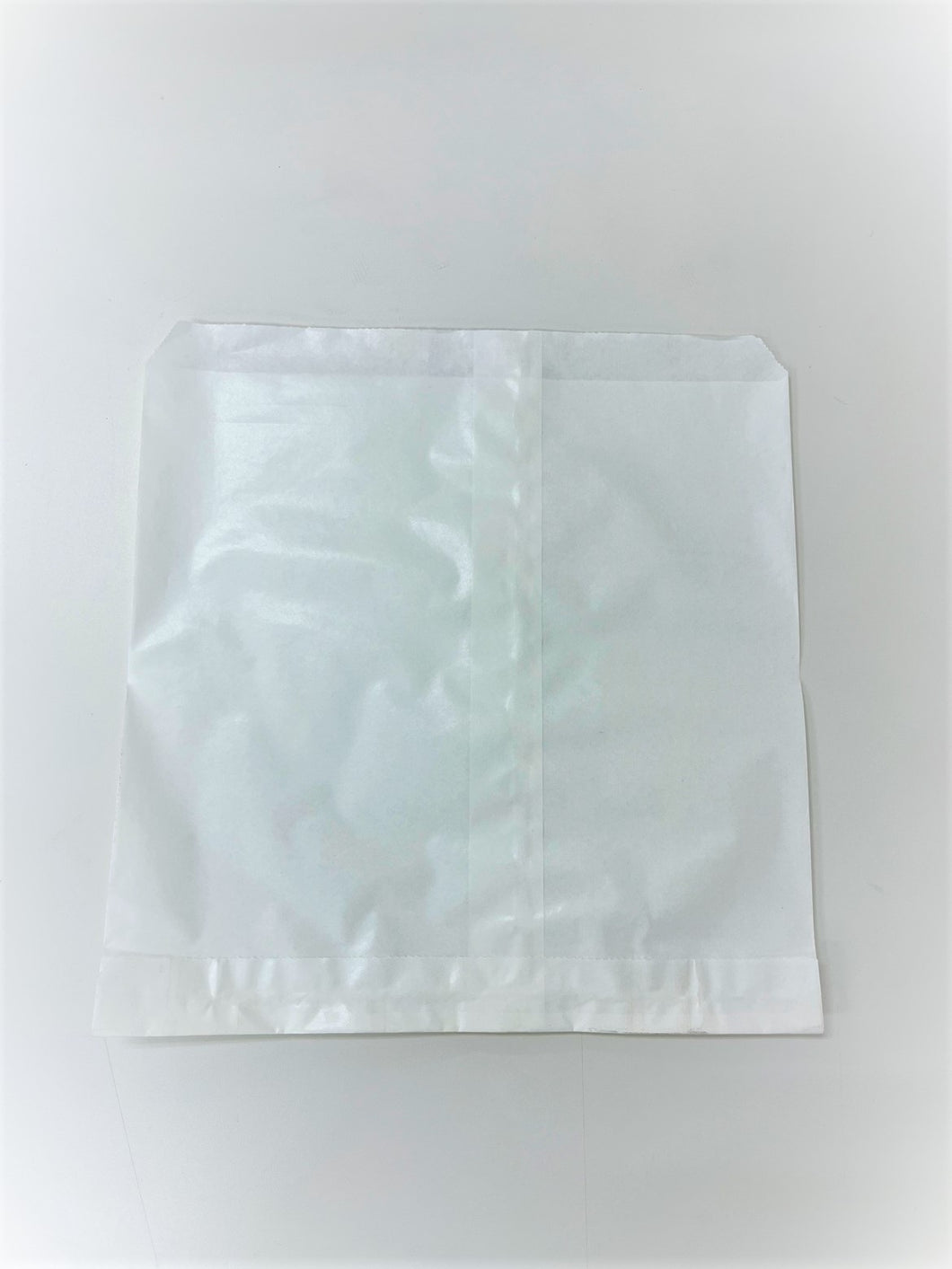 ホワイト　クラフト紙袋M